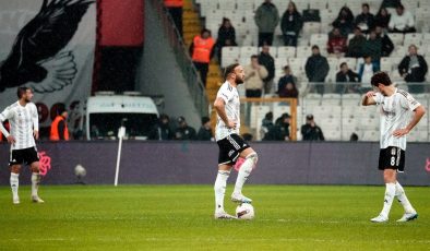 Beşiktaş, Süper Lig’in ilk yarısında zirveden uzak kaldı