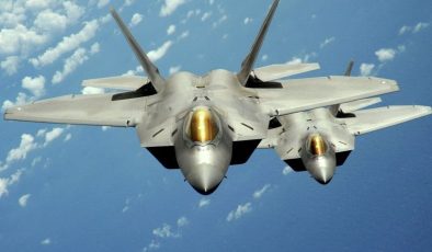 Gökyüzünün kralları: Dünyanın en hızlı 10 jeti ve öne çıkan özellikleri