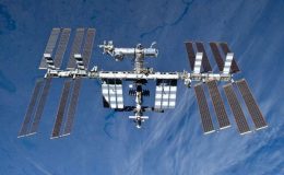 Uluslararası Uzay İstasyonu: Astronotların yörüngedeki evi bilinmeyenleri aydınlatıyor
