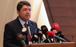 Yılmaz Tunç: Hukuk devletinin olmazsa olmaz şartı tarafsız yargıdır
