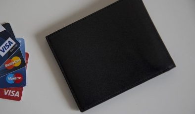 Kredi kartı düzenlemesi yolda! Uzmanlardan kademeli geçiş önerisi geldi