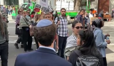 İngiltere’de Filistin’e destek gösterisi, İsrail provokasyonuna sahne oldu