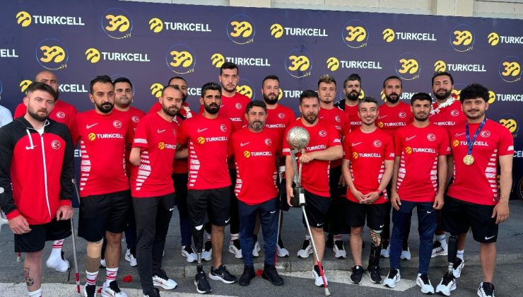 Ampute Milli Futbol Takımı, yurda döndü