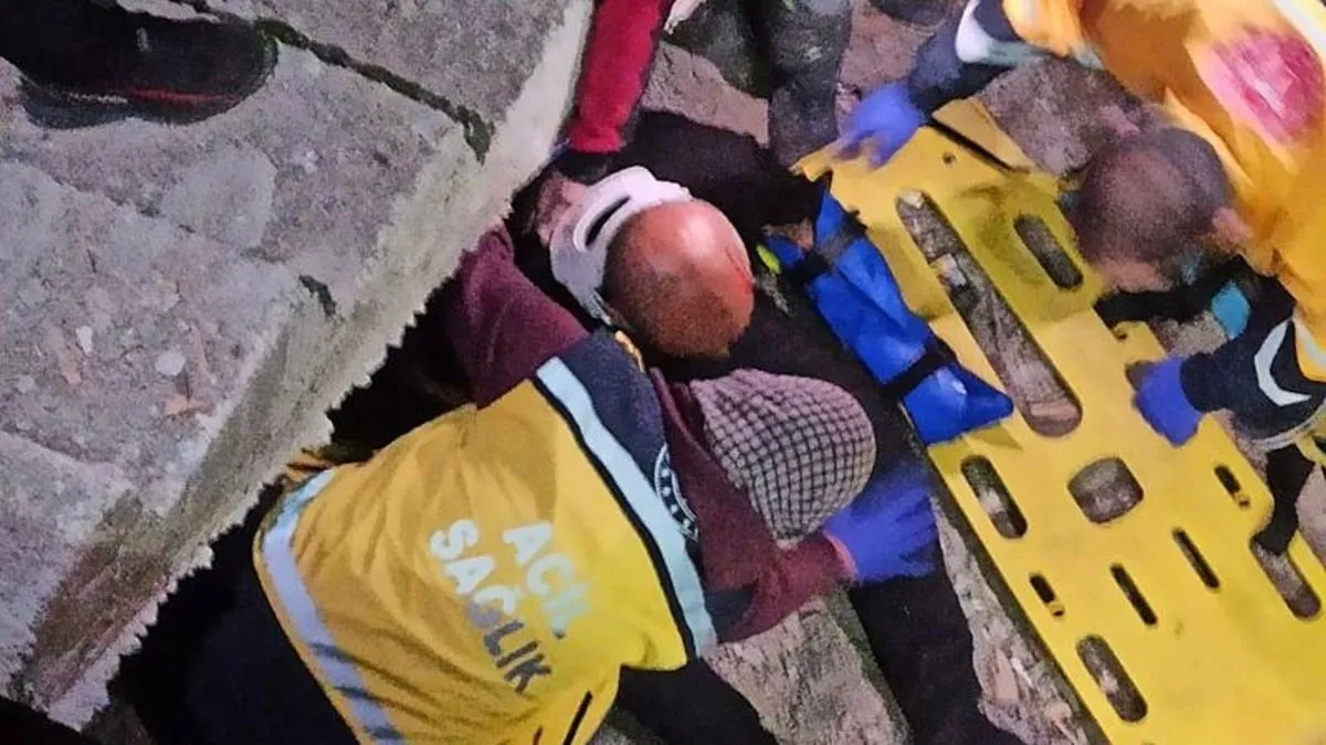 Asansör boşluğuna düşen karı-kocayı ölüm ayırdı