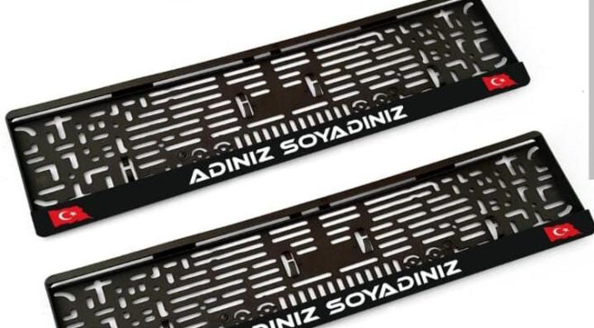 Mavinet Baskı’da Nasıl Kişiye Özel Plakalık Yaptırılır?
